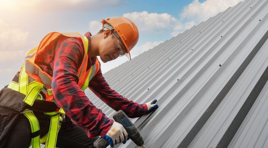 Professional Emergency Roof Repairs services in Vian, OK